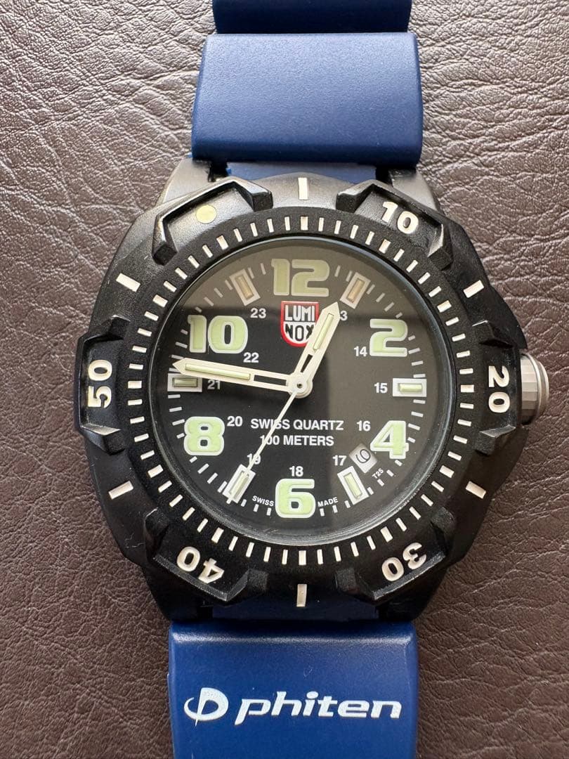LUMINOX 鲁美诺斯 SERIES 0200 石英/运行正常 附带表带