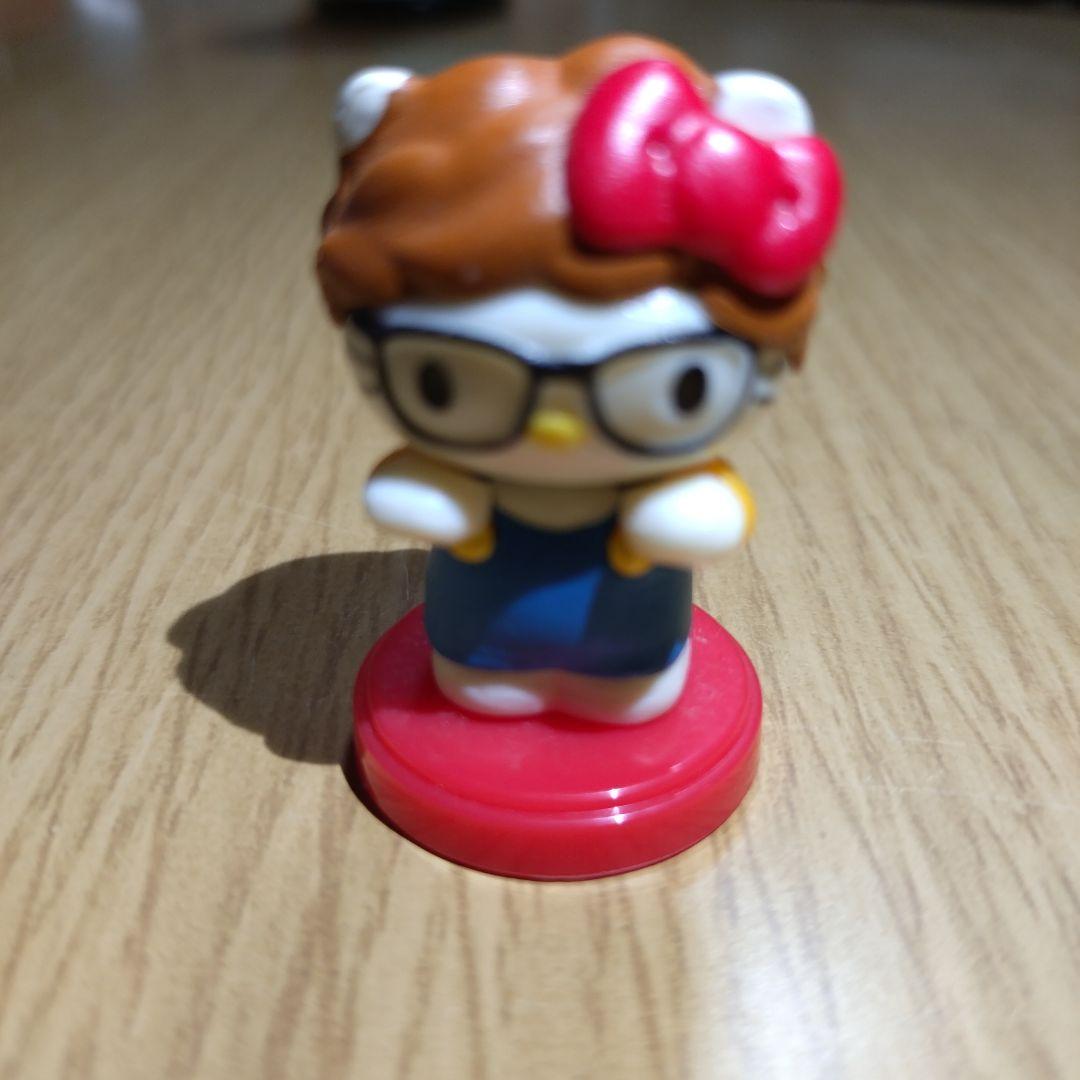 Hello Kitty 迷你人偶