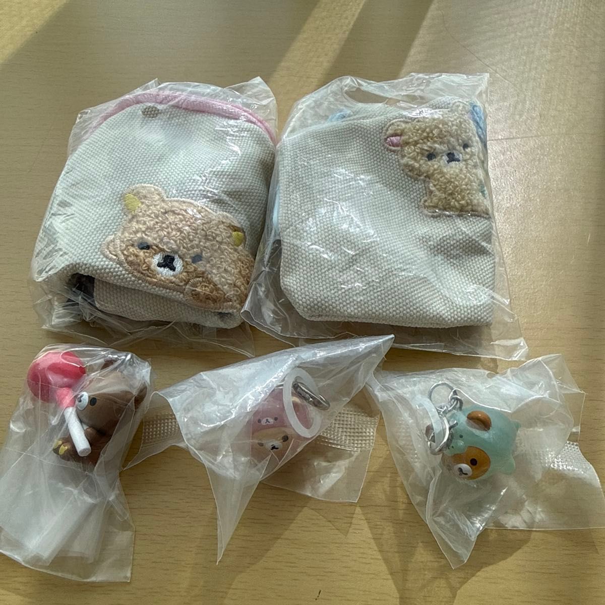 Rilakkuma Plushy Embroidered Pouch (2 pieces) & Bookmark Accessories (2 pieces) & Keychain Set