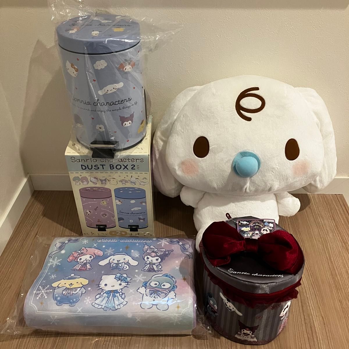 Sanrio Lot: Milk Large Plush Toy, Low-Rebound Pillow, Pouch, Dust Box (4 Items)