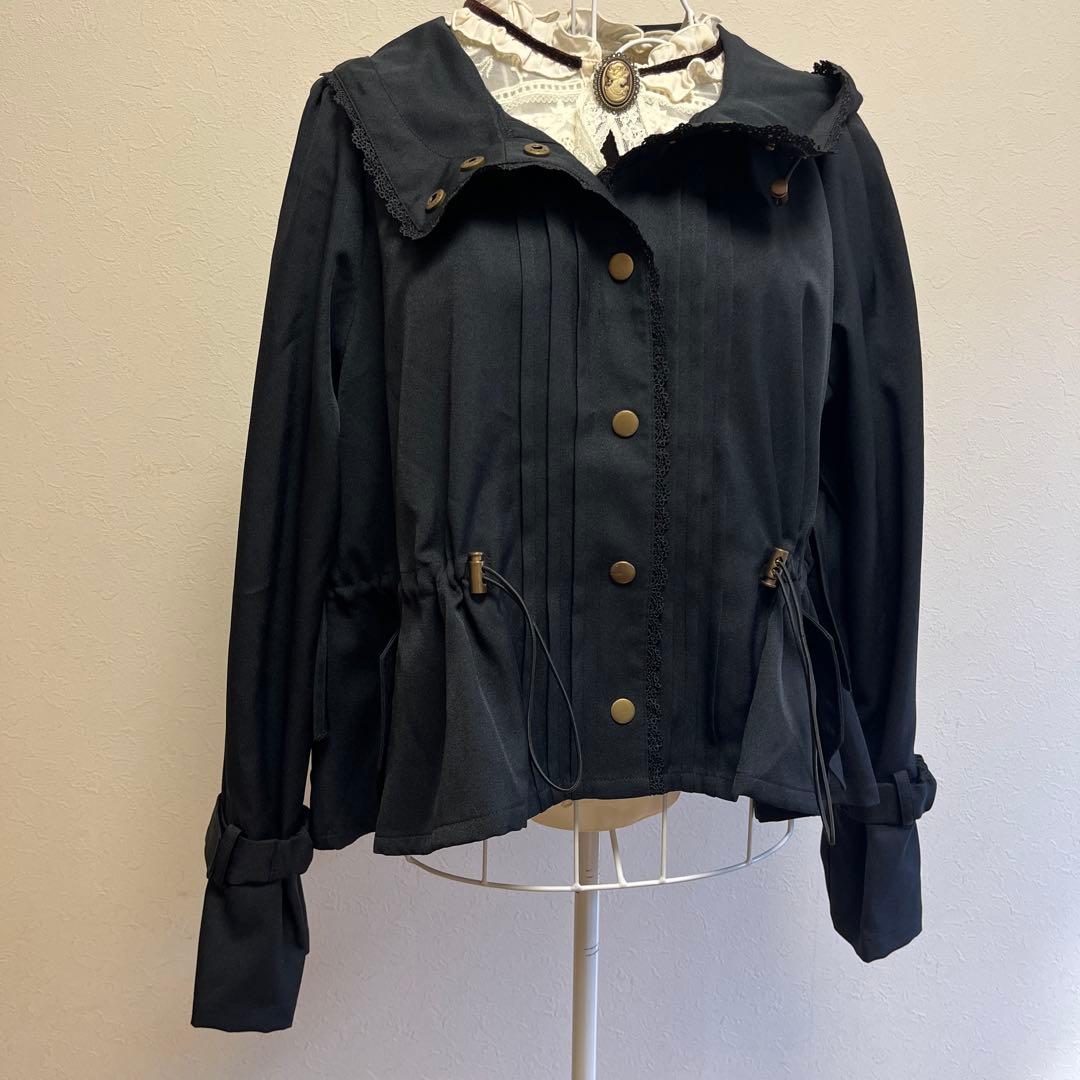 新品axes femme 后部荷叶边登山夹克