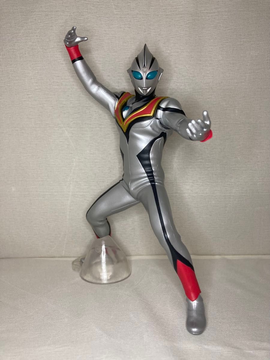 Ultraman Tiga Hero Brave Figure Evil Tiga
