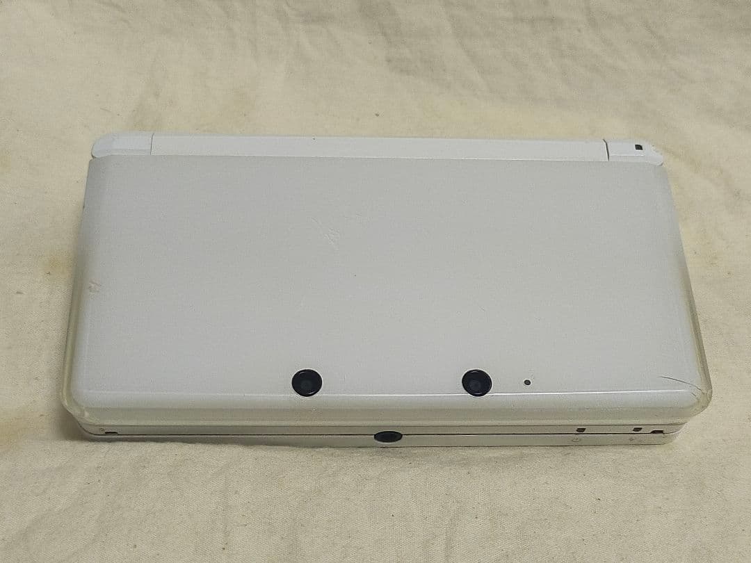 nintendo 3ds 本体 アイスホワイト
