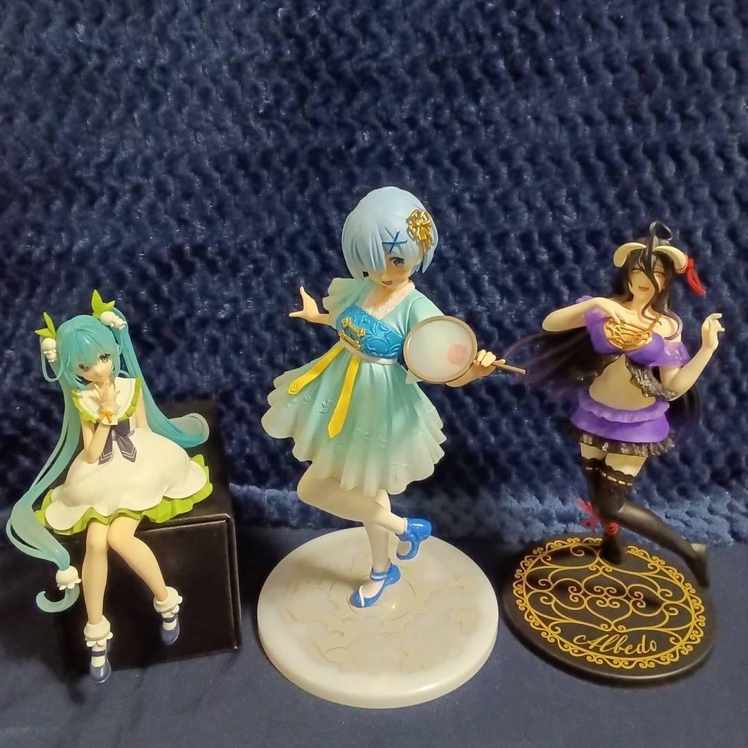 Re:Zero, Hatsune Miku, Overlord Figure 3-Piece Set