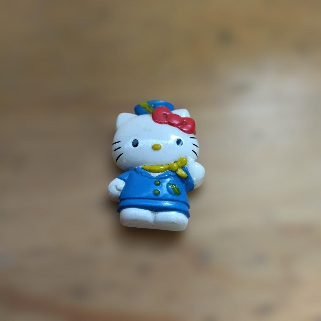 Hello Kitty Flight Attendant Magnet
