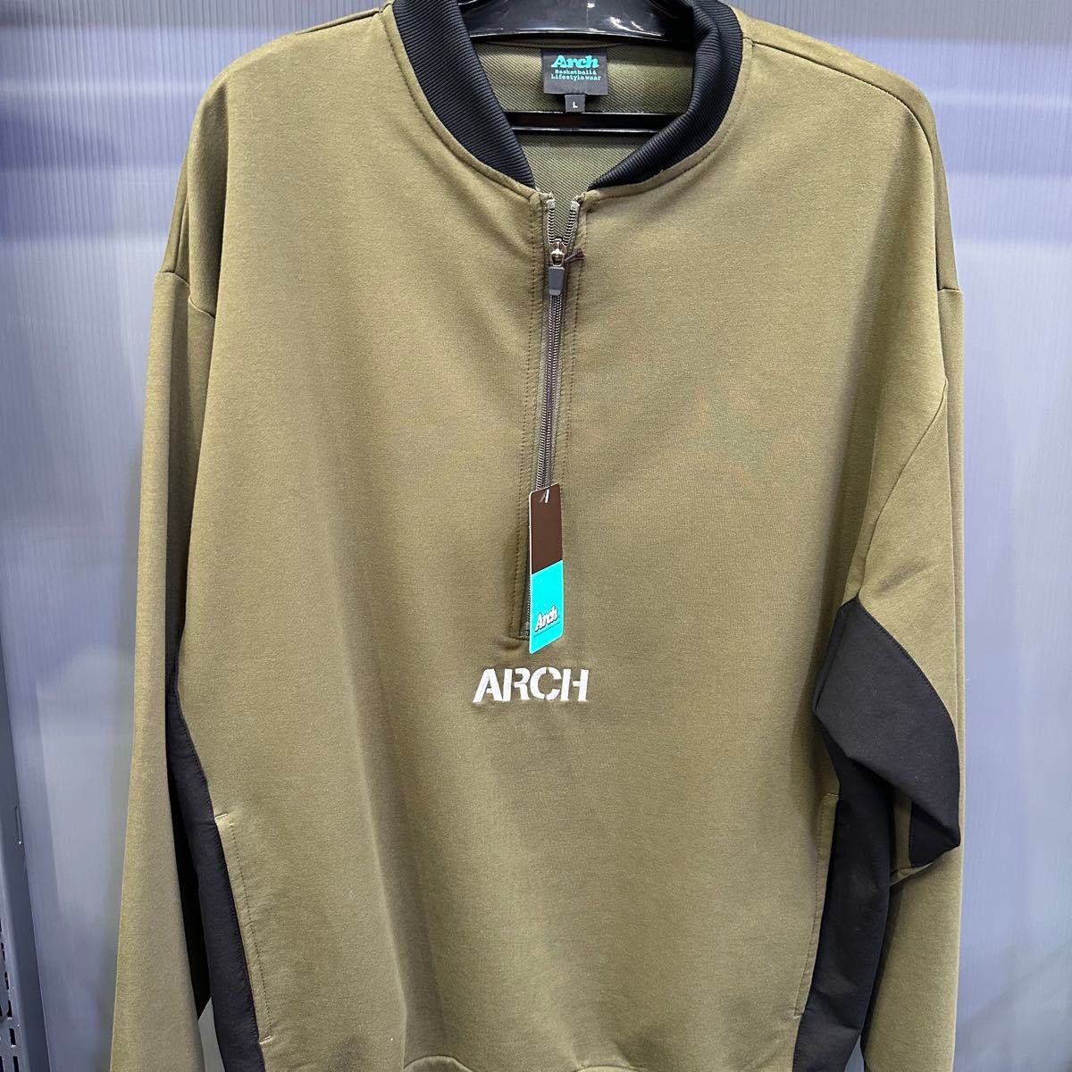Arch 拱形 半拉链 运动衫 卡其色 L码 篮球