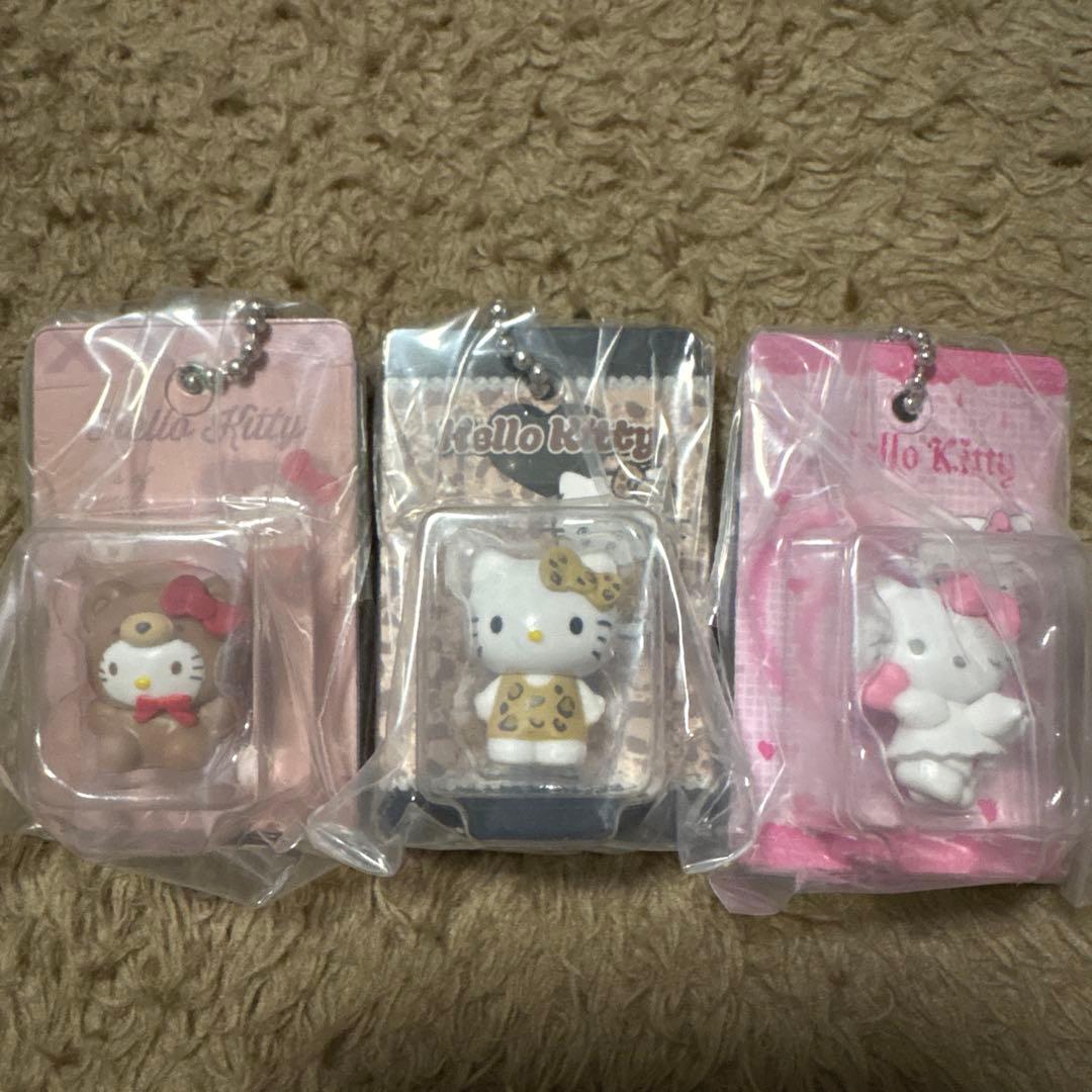 Hello Kitty Mascot 3-Piece Set