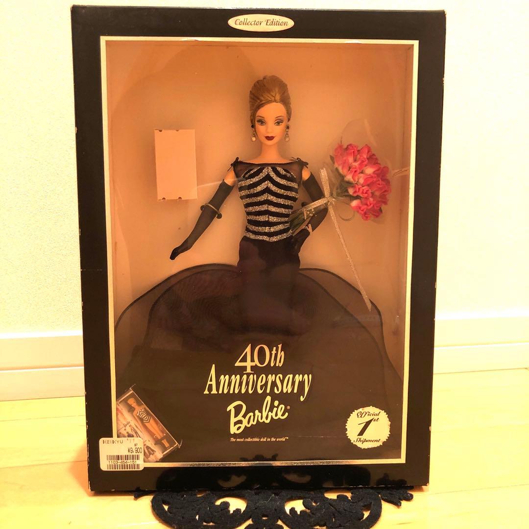 Unused 40th Anniversary Barbie Doll with Rose Bouquet Miniature Doll