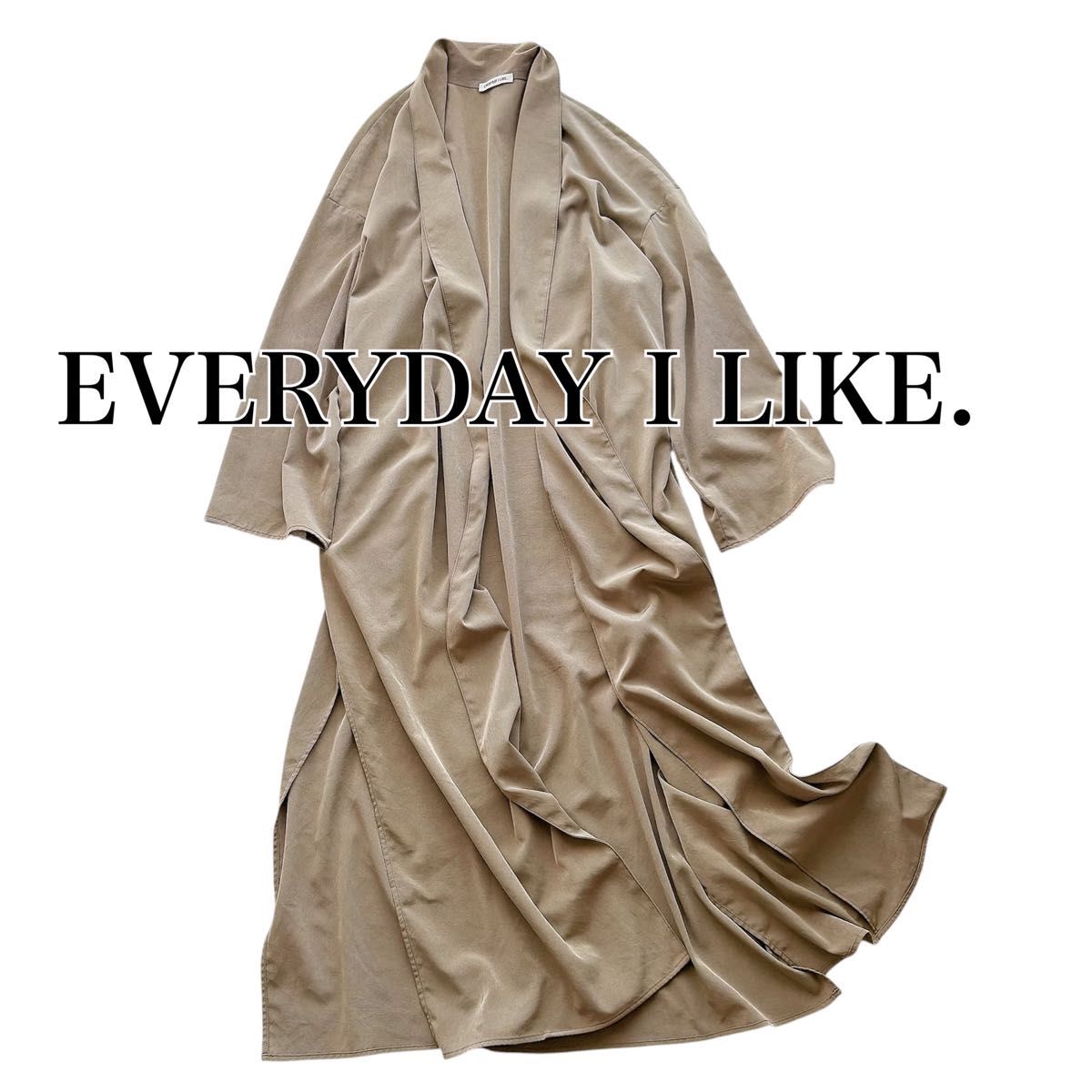 D12 Everyday I Like Triacé Joze Set Gown Khaki