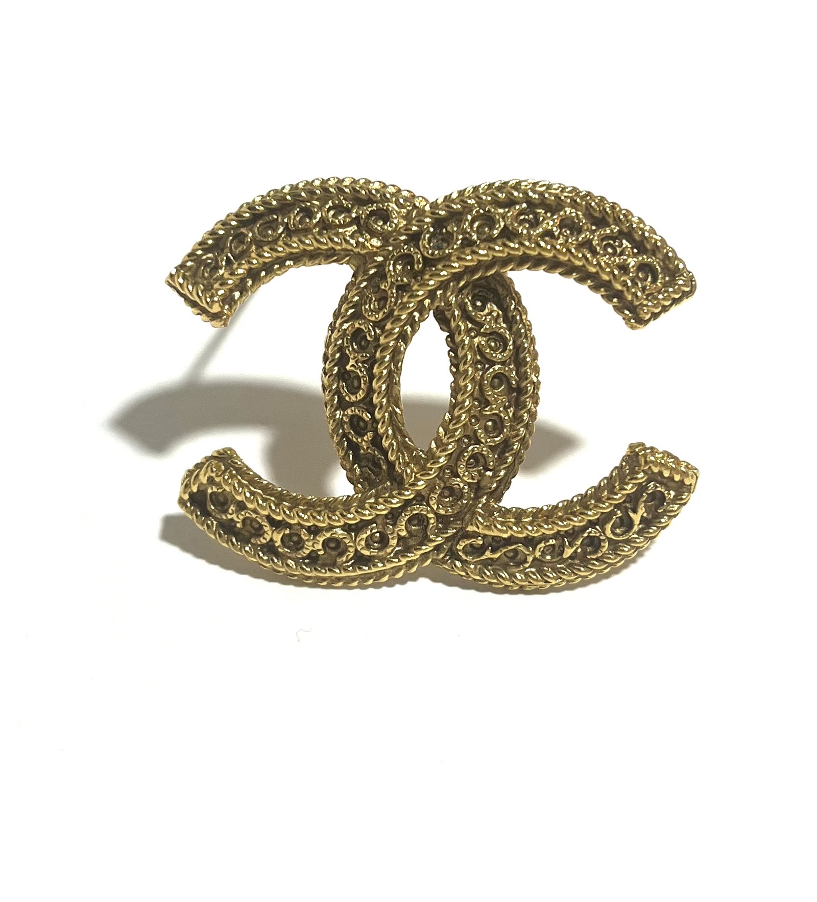SALE 【CHANEL】 正品独有的气质 1632 VINTAGE 胸针 香奈儿金色胸针 COCO 复古耳环 古董法国婚礼新娘配饰男士