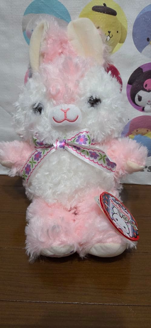Rosy Bunny Tyrol 毛绒玩具