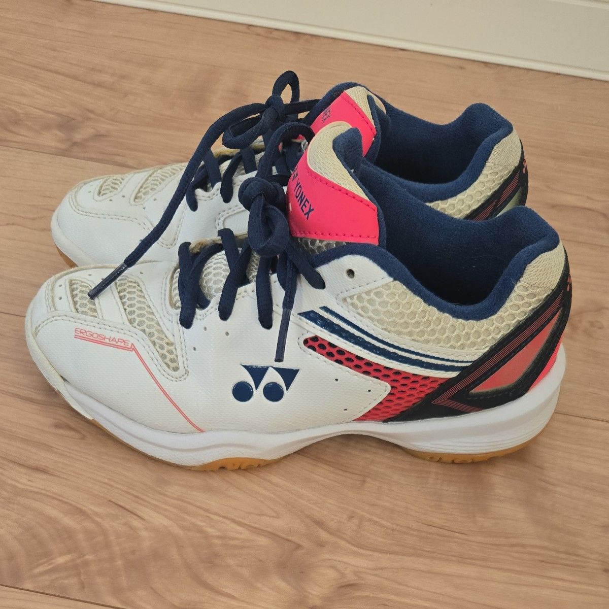 YONEX 尤尼克斯 羽毛球鞋 ERGOSHAPE 白色 粉色 22cm