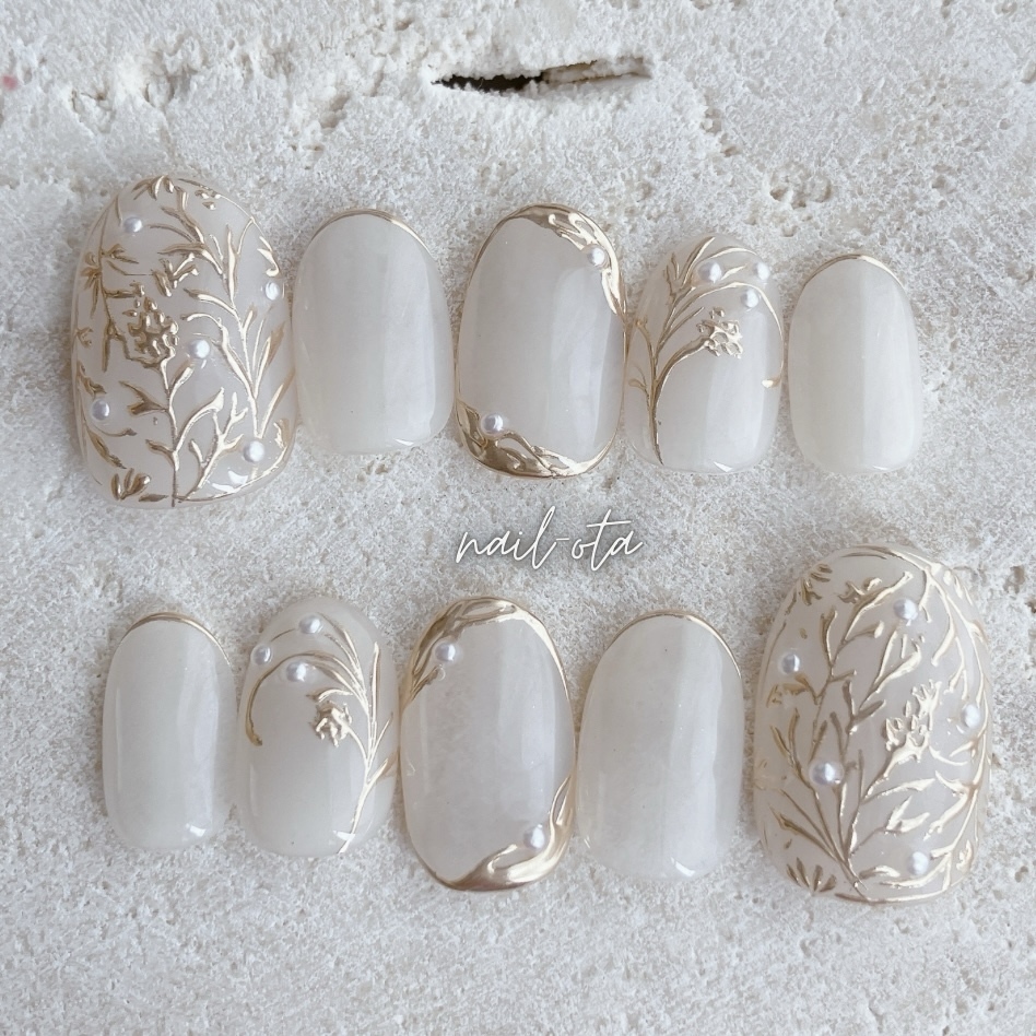 Bridal Nail, Bridal, Flower, Wedding, Wedding Nail, Coming-of-Age Ceremony Nail, Nail Tip, Milky White, Mirror Nail, Pearl, Elegant Nail, Nuance Nail, Berry Short, Short Nail