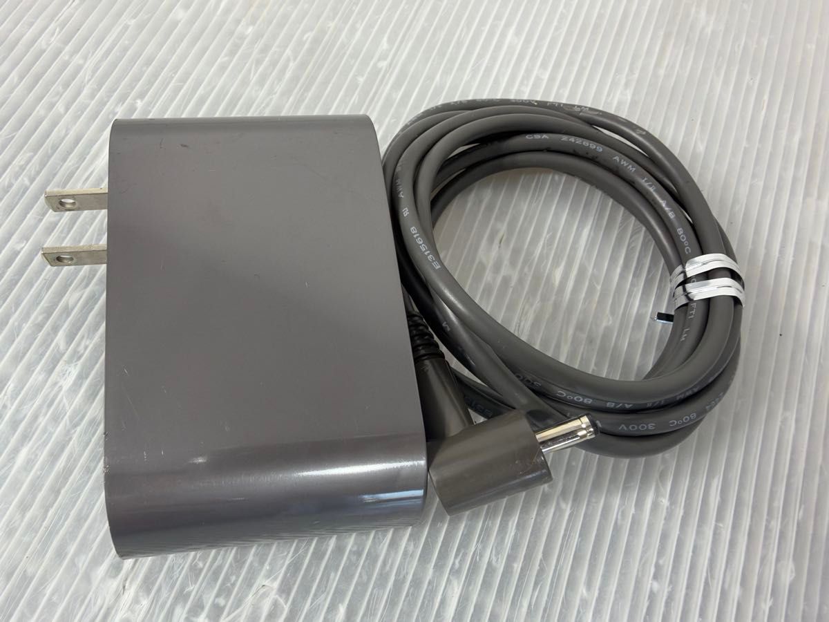 KG1●Dyson ダイソン 純正 充電アダプター ACアダプター 掃除機用 充電器 382382-02