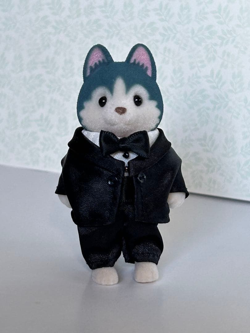 Rie's Exclusive Tuxedo
