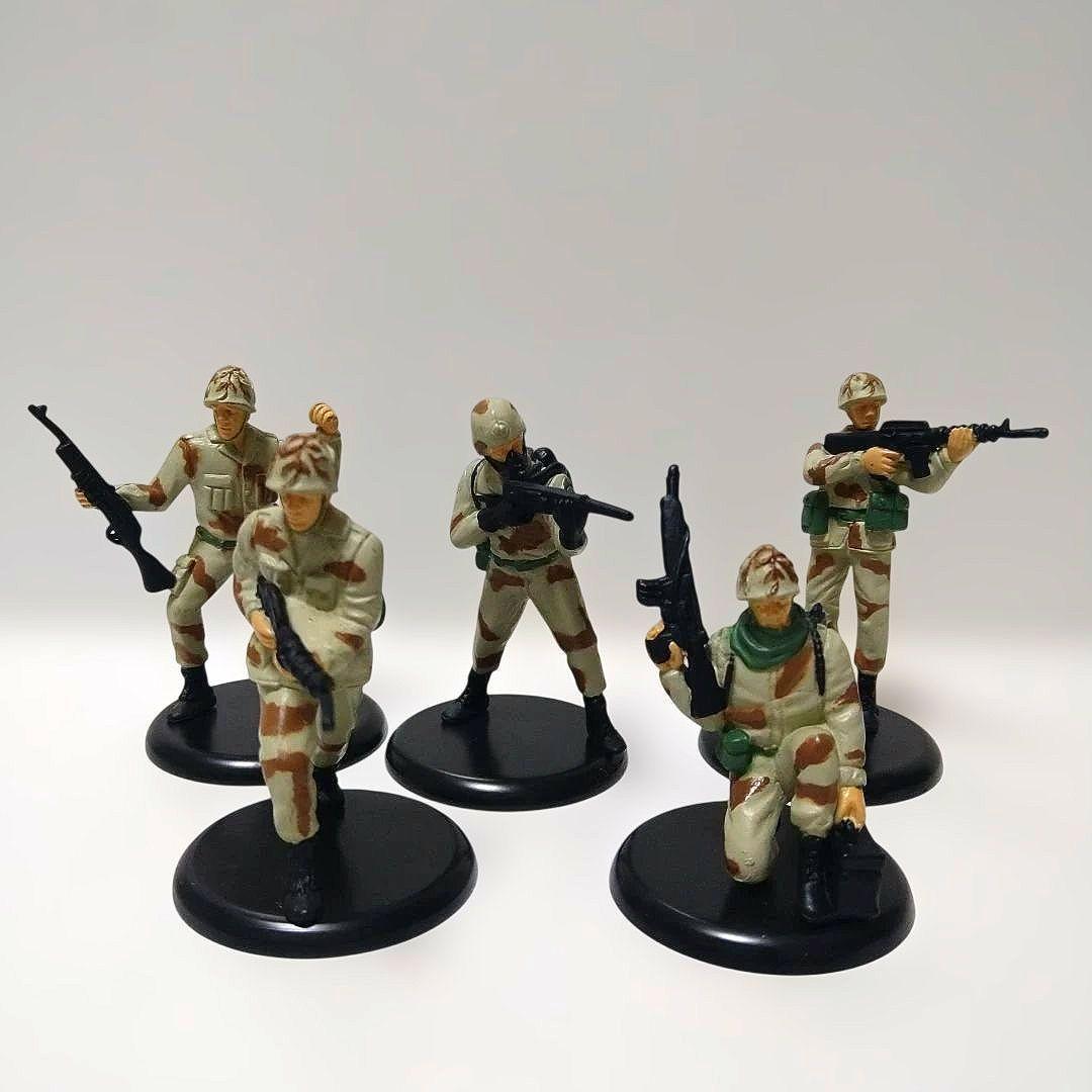 Military Figures 5-Piece Set Desert Camouflage
