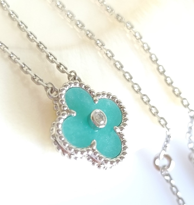 Moissanite Moissanite Moissanite白金三叶草项链15mm