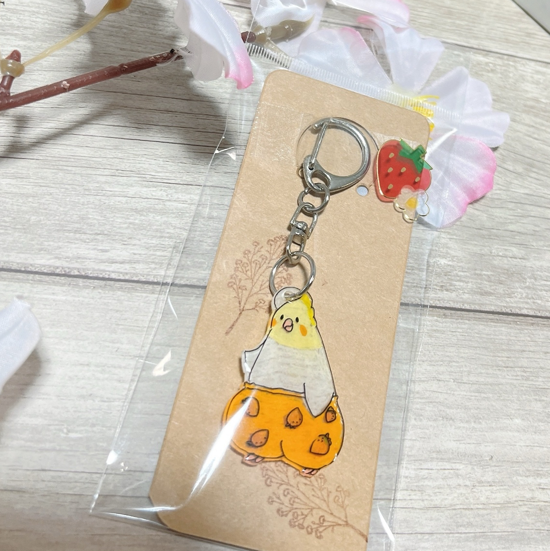 鹦鹉的钥匙圈草莓短裤橙子