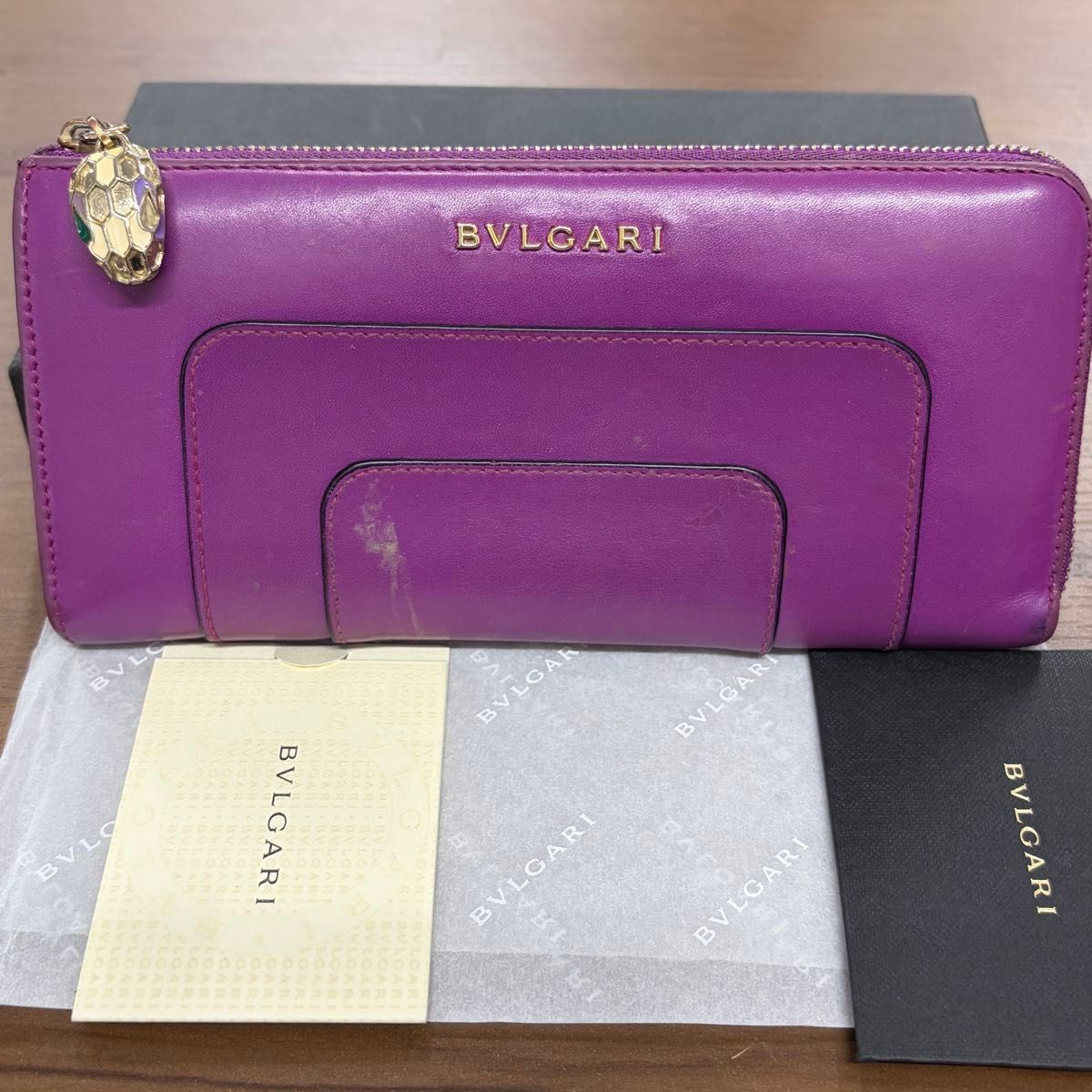 Excellent condition! BVLGARI wallet, long wallet, Serpenti snake charm, L-shaped zipper