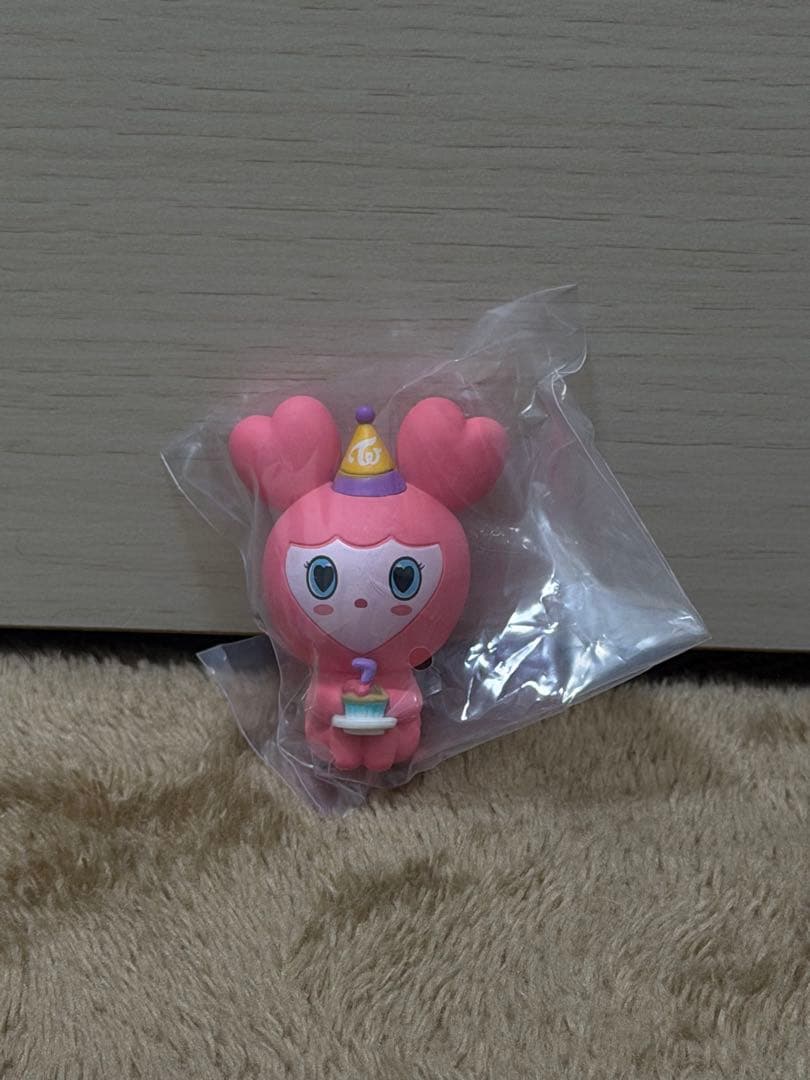 TWICE LOVELYS 未开封 MOMO