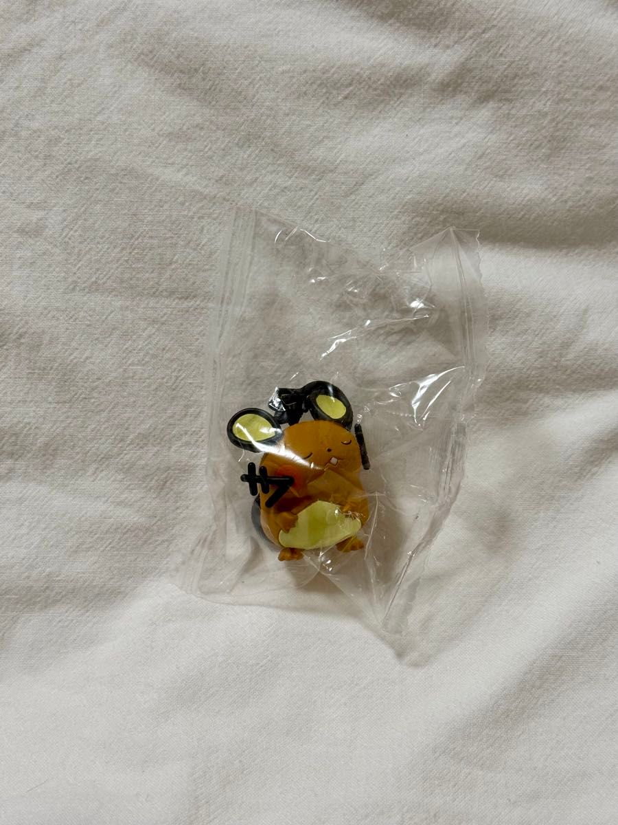 宝可梦 咚咚鼠 扭蛋 手办