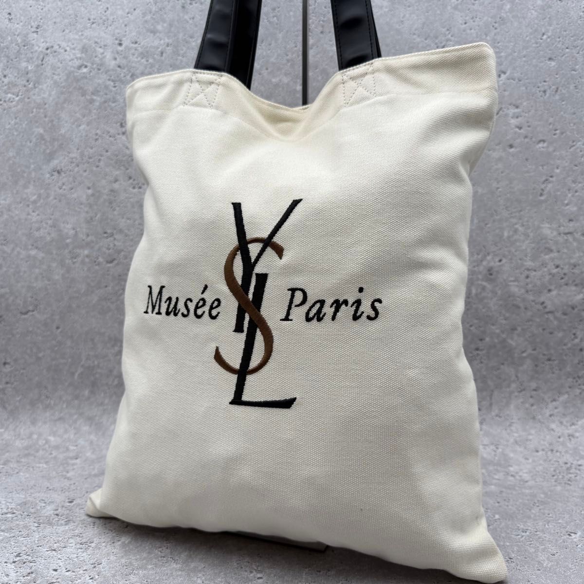 限定 YSL Yves Saint Laurent イヴサンローラン Musee Paris トートバッグ