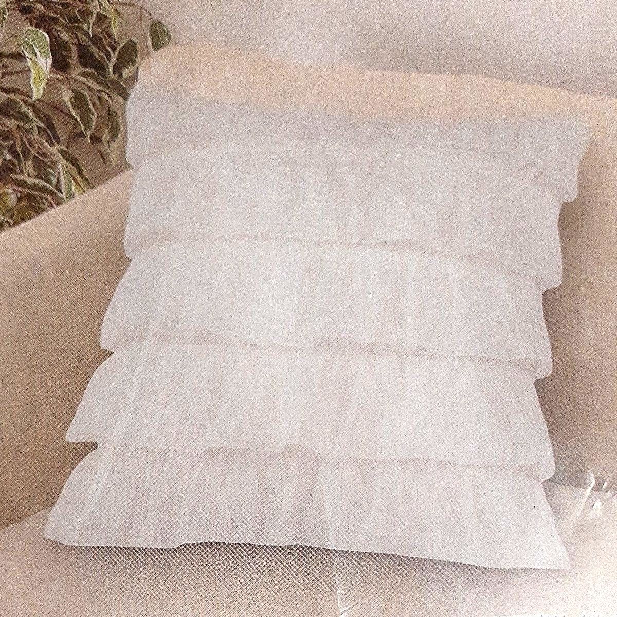 【 未拆封 】 『 尼趣 』 荷叶边 抱枕套 45×45cm 白色 带金色线条图案 百褶设计