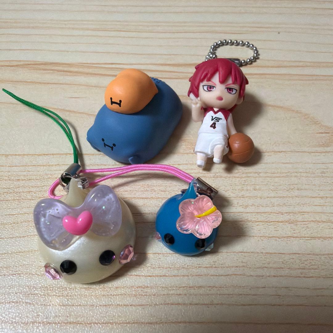 Miniature Figure Strap Set of 4