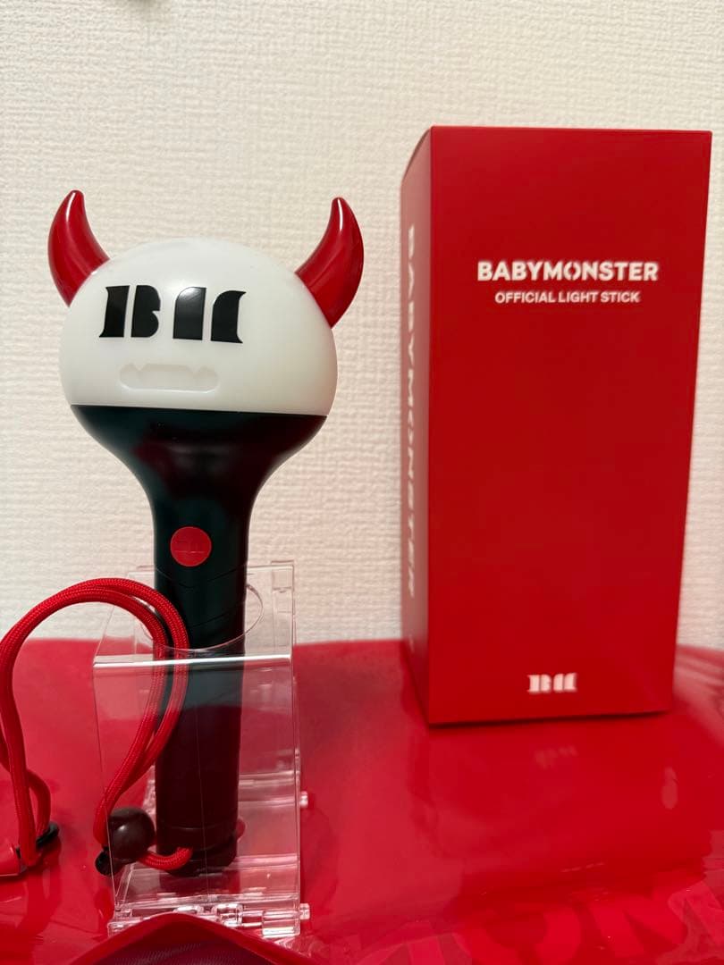 贝比蒙 手电筒 BABYMONSTER