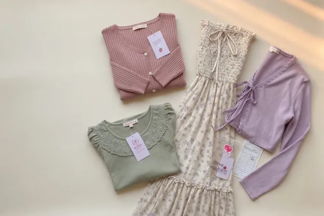 axes femme merchandise from Japan